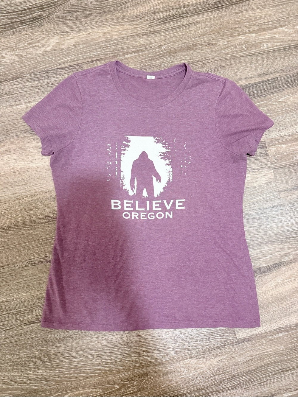 Believe Oregon Women's Graphic Tee - Purple